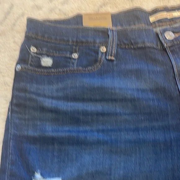 Levi's MID-LENGTH  Blue Jean Shorts - 34 - Picture 5 of 10